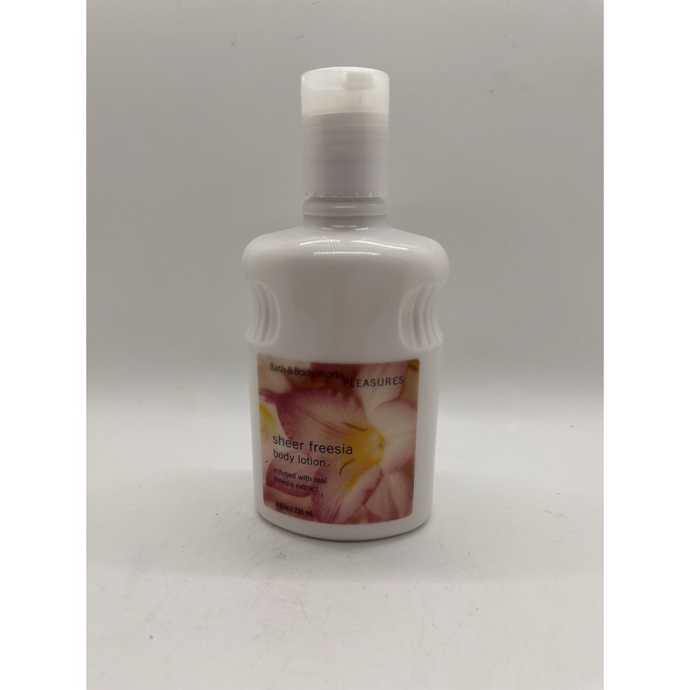 Bath & Body Works‎ Pleasures SHEER FREESIA Body Lotion, 8oz VINTAGE RARE